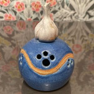 Handcrafted Pottery Garlic Keeper